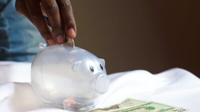 10 Innovative Ways to Reduce Monthly Expenses