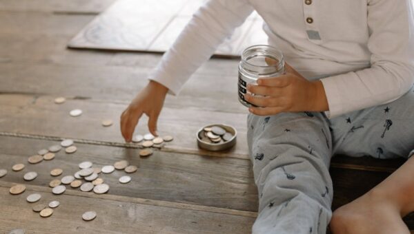 How to Teach Your Kids About Money Management