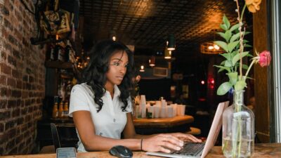 Why Everyone Should Have a Side Hustle in 2026