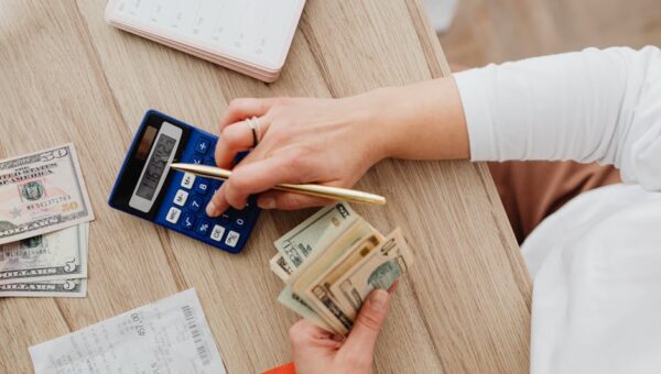 12 Essential Personal Finance Habits to Start in 2026