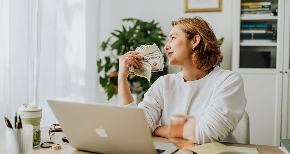 From Side Hustle to Main Hustle: Turning Passion into Profit by 2026