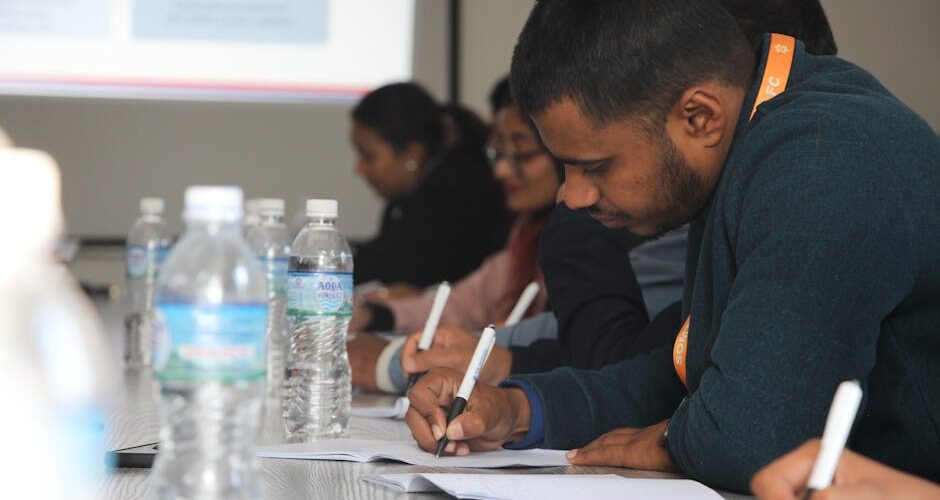 Why Financial Literacy Classes Should Be Mandatory in 2026