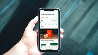 Decoding the Subscription Economy: Smart Spending in 2026